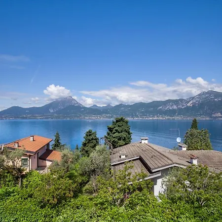 Palladini With Pool 别墅