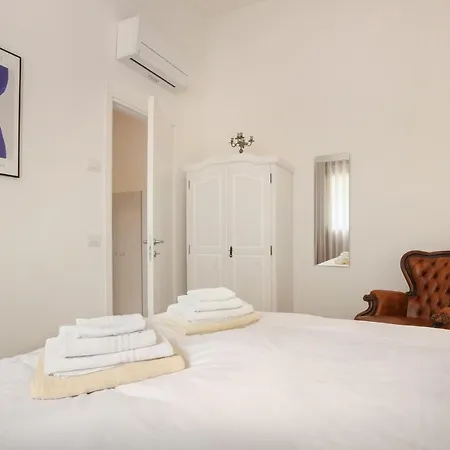 Palladini With Pool 别墅 *