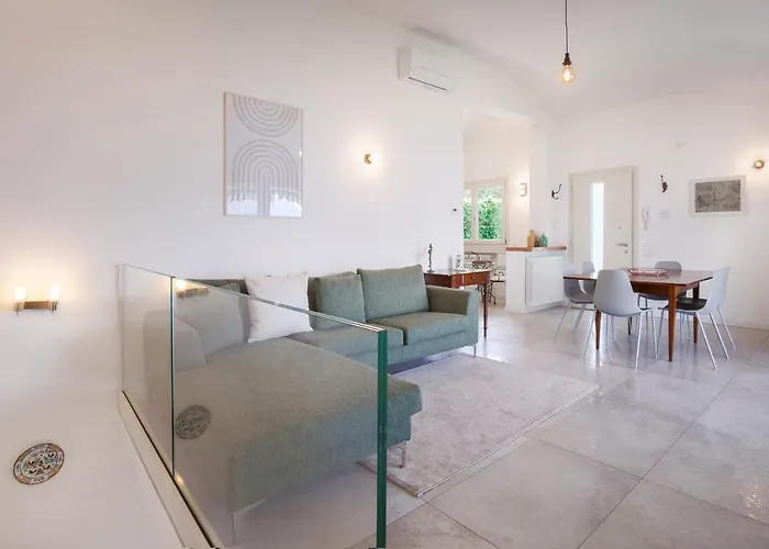 Villa Palladini With Pool