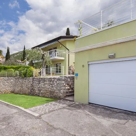 Palladini With Pool 别墅 *