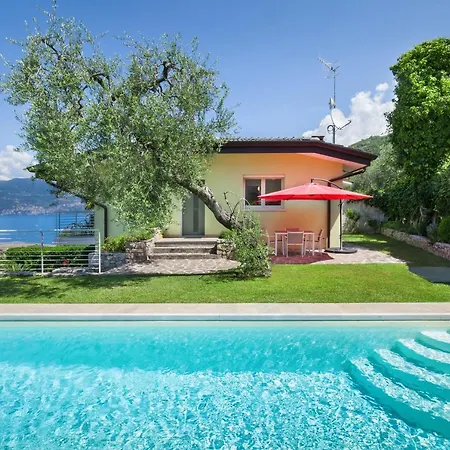 Palladini With Pool Villa *